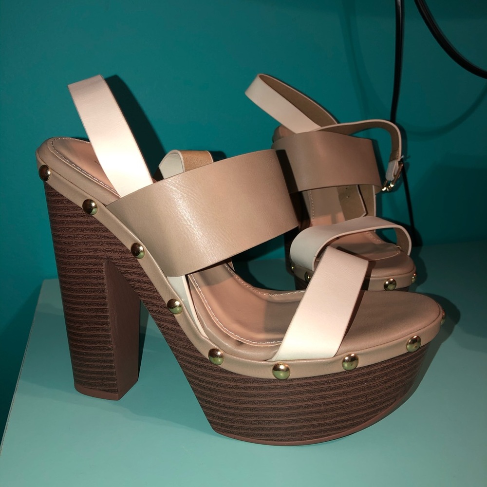 NEW❗️SANDAL/HEELS